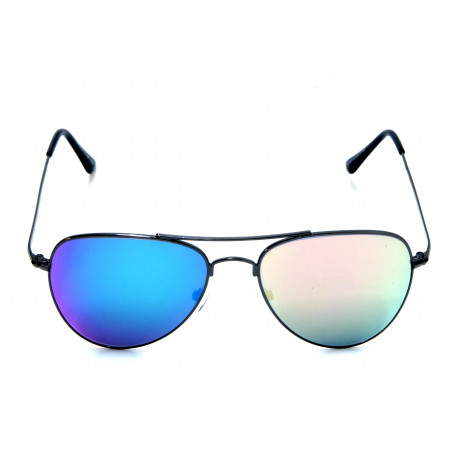 Sunglasses with mirrored lenses of different colors